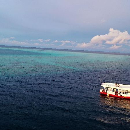 Liberty Guest House Maldives Mahibadhoo 外观 照片