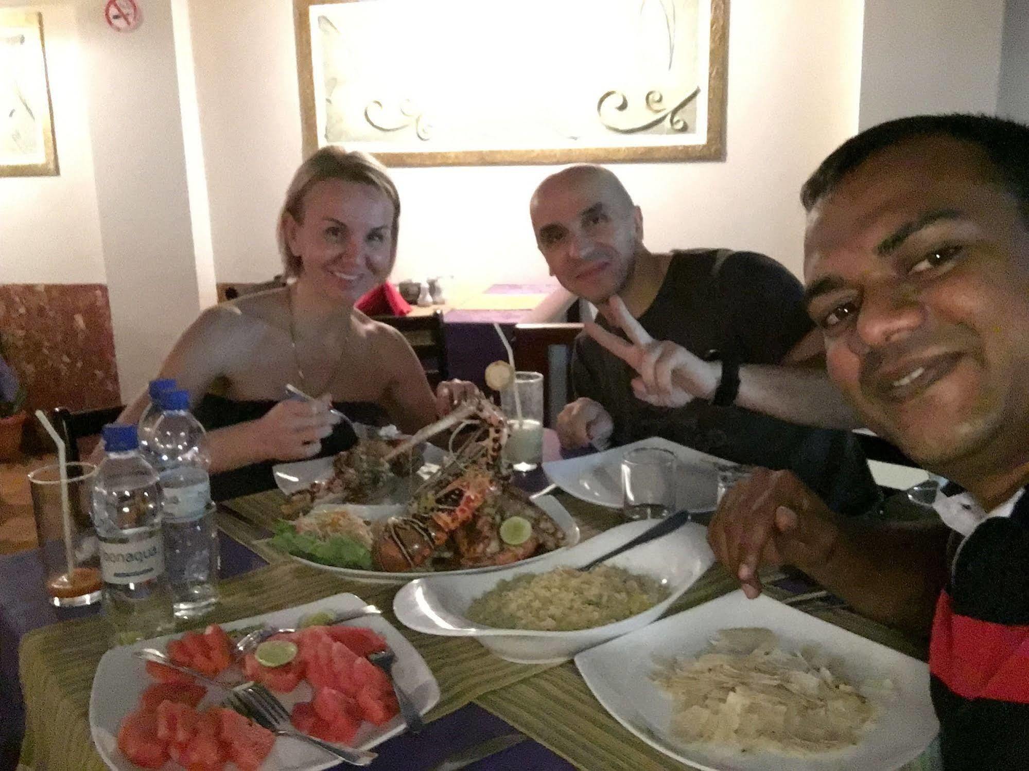 Liberty Guest House Maldives Mahibadhoo 外观 照片
